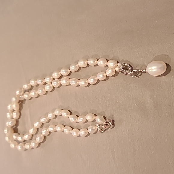Freshwater pearl necklace with cubic zirconia sterling silver - Picture 2 of 5